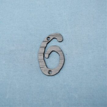 Majanumber 6,  8cm